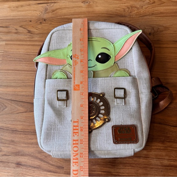 Star Wars Loungefly Backpack Bag Baby Yoda Grogu Mandalorian Moveable Ears - Picture 4 of 13